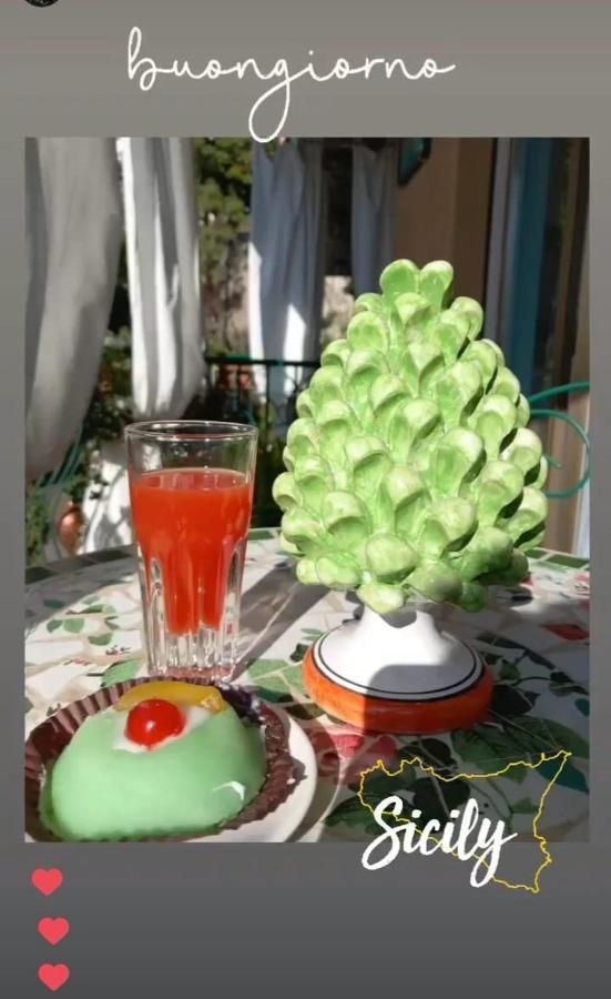 Bed And Breakfast Rosangela Taormina Bagian luar foto