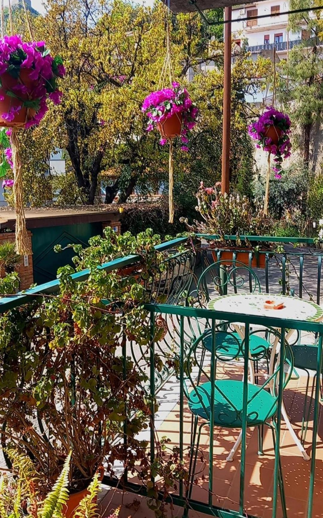 Bed And Breakfast Rosangela Taormina Bagian luar foto