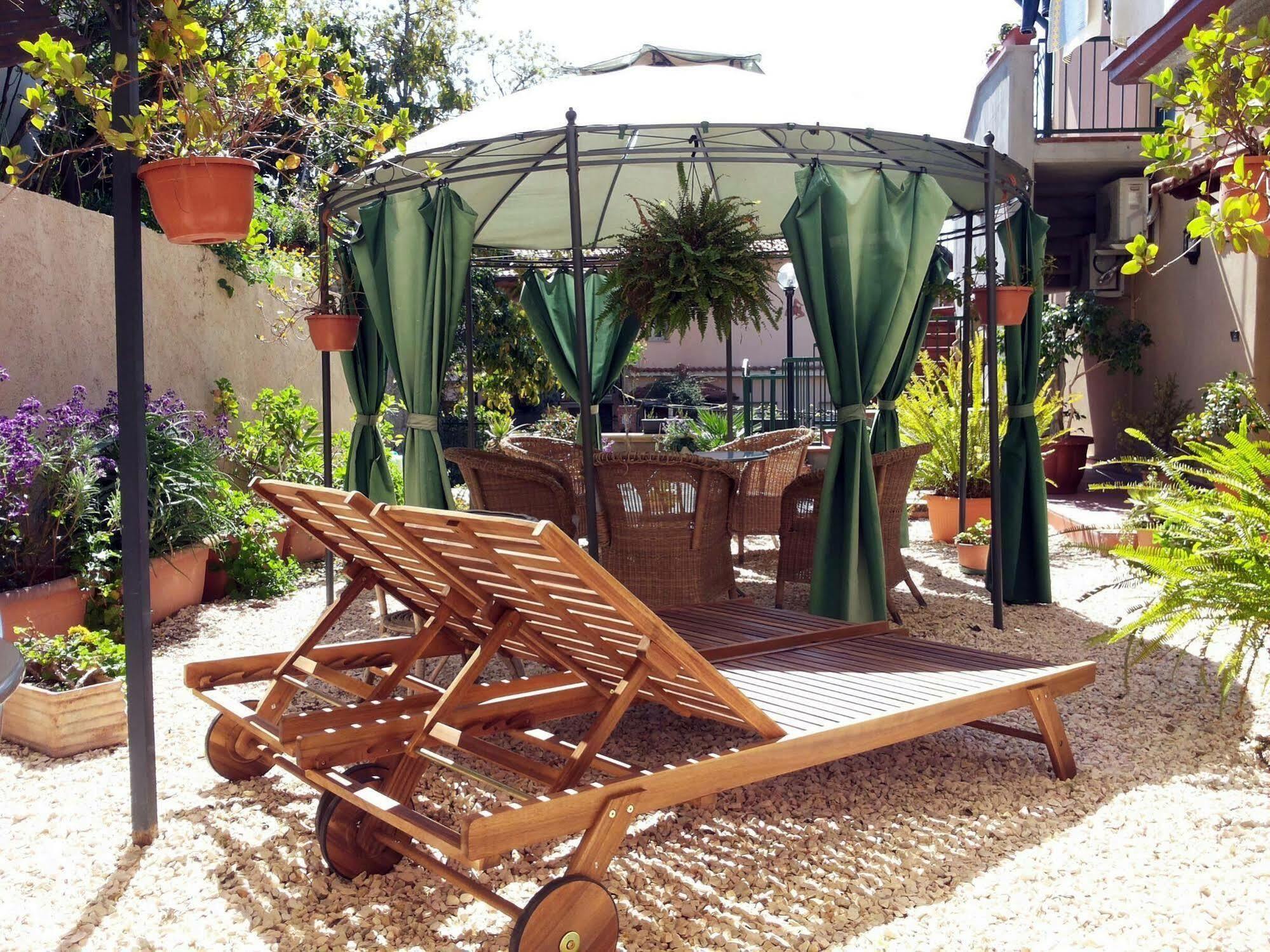 Bed And Breakfast Rosangela Taormina Bagian luar foto