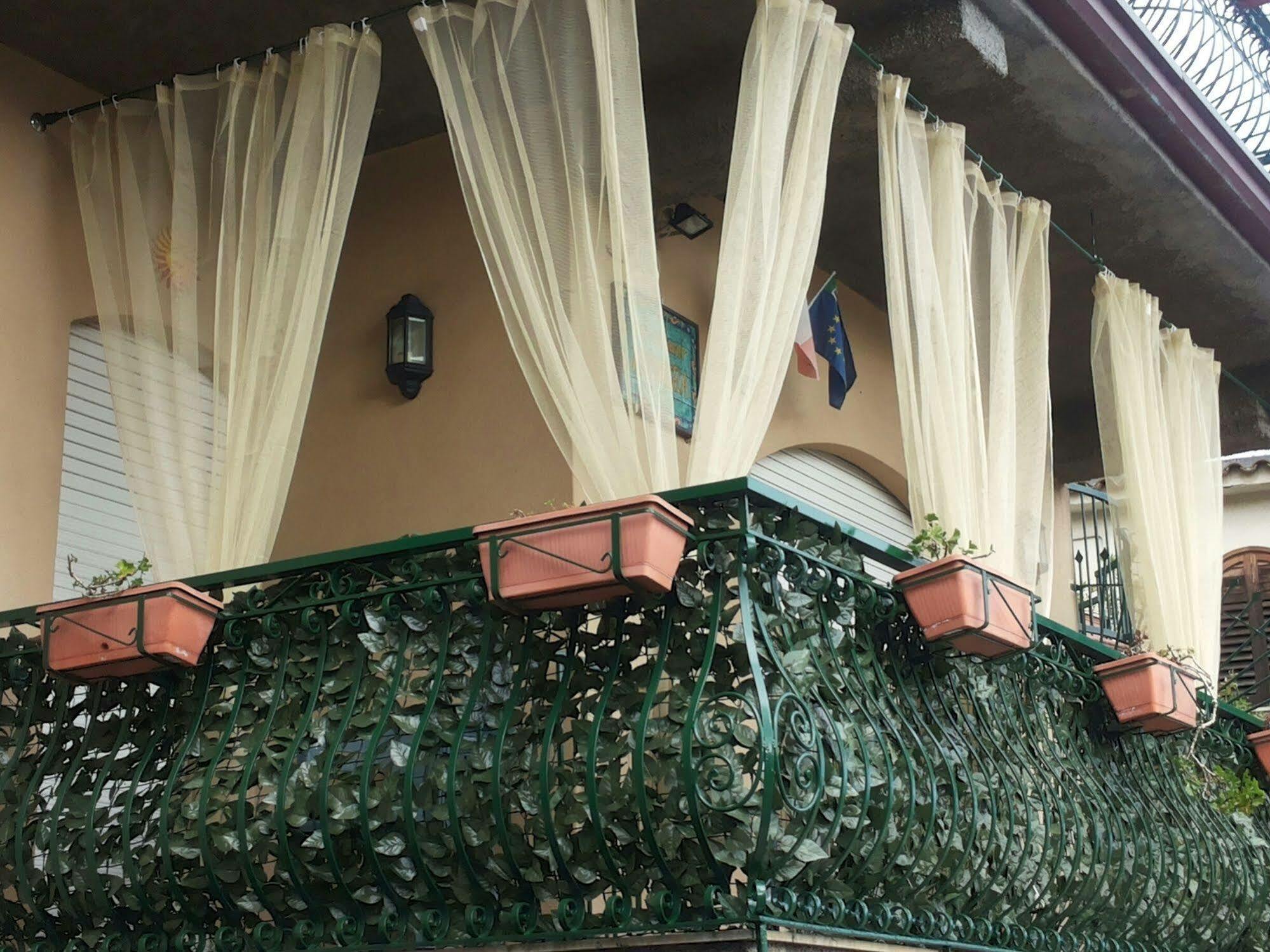 Bed And Breakfast Rosangela Taormina Bagian luar foto